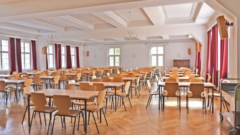 Speisesaal der CJD Schule in Droyssig